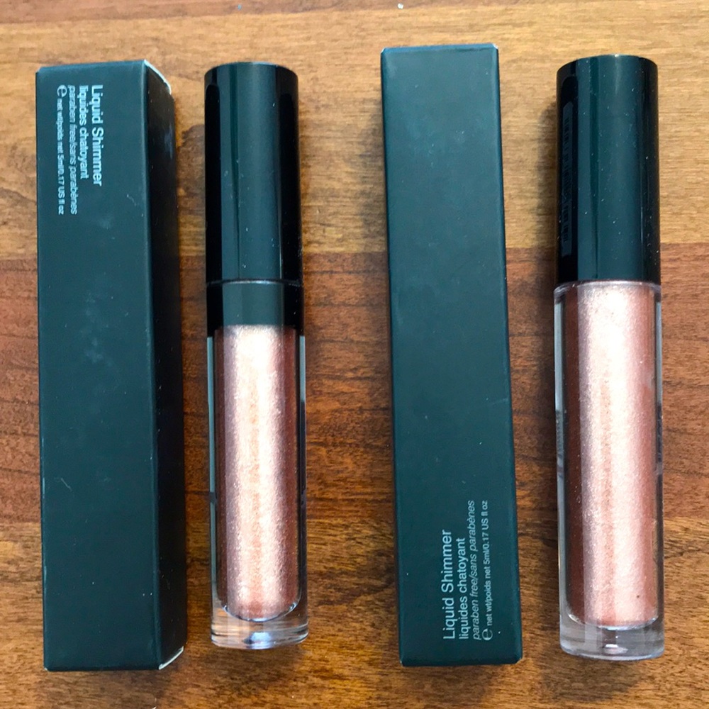 Liquid shimmer eyeshadow